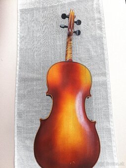 Husle - 3