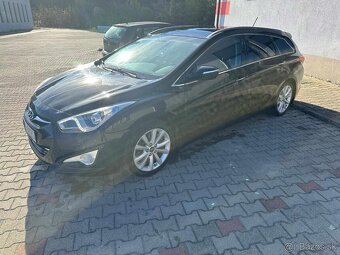 Hyundai i40 1.7 Crdi 100 Kw Automaticka Mozna vymena - 3