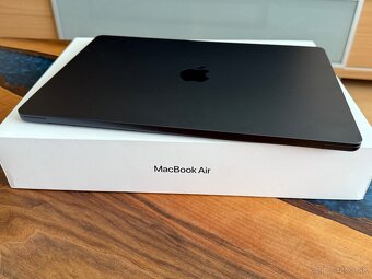 MacBook Air M3 15” Black iStores záruka - 3