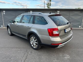 Škoda Octavia Scout 2.0 TDI 110kw - 3