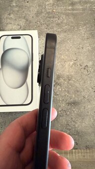 Predám Iphone 15 128 GB - 3