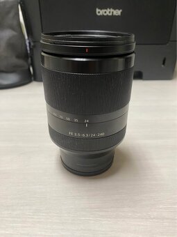 Sony FE 24-240mm f/3.5-6.3 OSS - 3