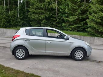 HYUNDAI i20, TK do 27.3.2027, KLÍMA, ISOFIX, cúvacie senzory - 3