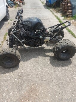 Nedokončený projekt hyperquad - 3