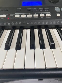 Yamaha psr E433 - 3