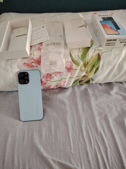 Honor magig 6 lite + Xiaomi Redmi 12 - 3