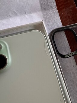 iPhone 15 PLUS GREEN S DOKLADOM O KÚPE + PRÍSLUŠENSTVO - 3