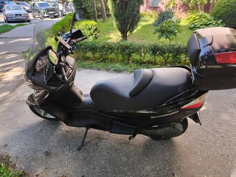 Suzuki Burgman 125 - 3