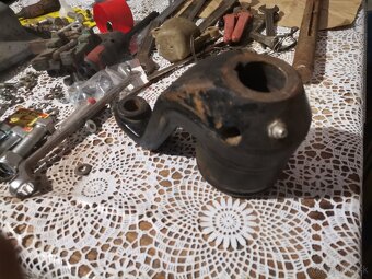 PÁKA RIADENIA S NARÁŽKOU - 3