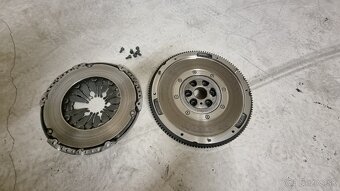 Dvojmotny zotrvacny so spojkou 1.9tdi AFN - 3