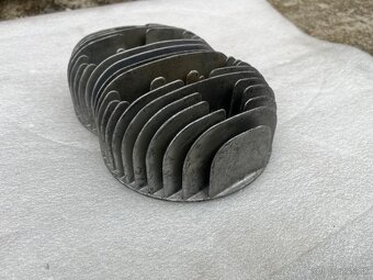 Hlavy valcov z motora Jawa 350 model Panelka/Športka - 3