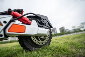 Kukirin M4 Max 2025 18 Ah 800 W - ZARUKA - 3