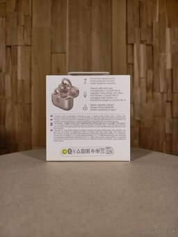 Motorola Moto Buds Loop Crystals by Swarovski - 3