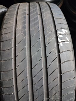 215/55 R18  Michelin - 3