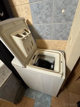 Pracka Whirlpool plnena zhora - 3