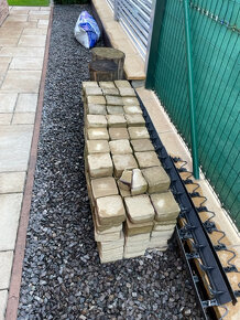 Betonové obruby- trávnikový lém - 3