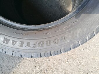 215/60r17C - 3