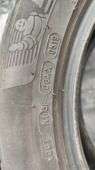 Michelin 215/55/R17 - 3