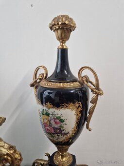 Porcelánové hodiny a vázy - 3