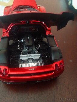 Predam Ferrari ENZO 1:18 Hotwheels - 3