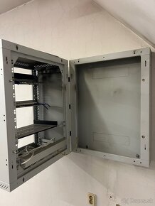 U rack - 3