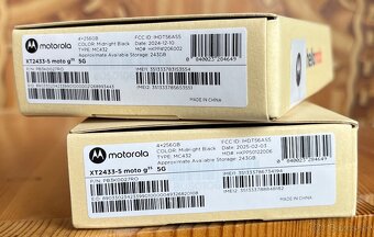 Motorola Moto G35 5G 4 GB / 256 GB, čierny - 3
