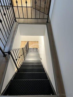 Na prenájom obchodné priestory v centre mesta Michalovce - 3