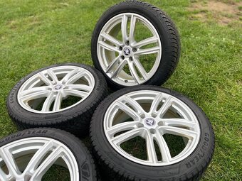 Superb 3 Passat b8 5x112 r18 zimné - 3