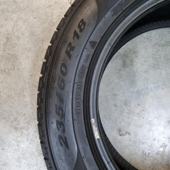 Zimné pneumatiky 235/60 R18 PIRELLI DOT3520 - 3