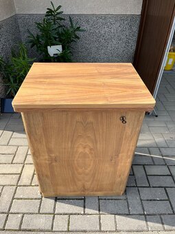 Šijací stroj Lada - 3