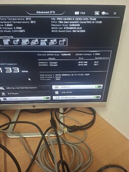 CORSAIR VENGEANCE PRO 16GB 3000MHZ RGB - 3