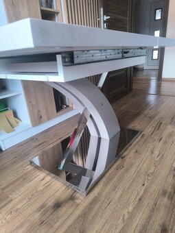 Jedálenský stôl - 3