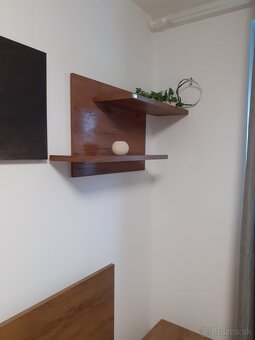 Polička dub lefkas - 3