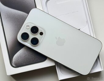 iPhone 15 Pro Max 256 GB - 3