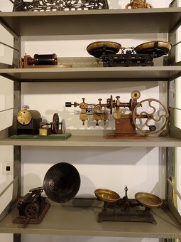 Starý sústruh na hodiny - 3