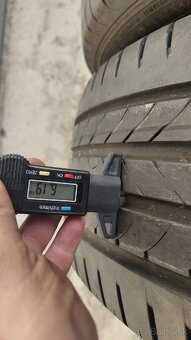Letné Goodyear EfficientGrip 235/50/17 96W - 3