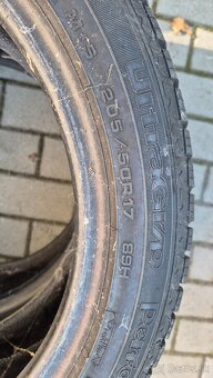 Zimne Runflat pneu Goodyear 205/50 R17 89H - 3
