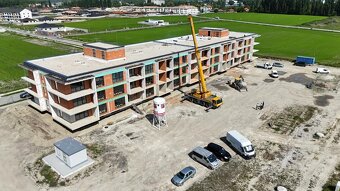 NOVÉ BYTY VEDĽA KÚPALISKA 3 IZBOVÝ BYT 62 m2 + LOGGIA 19,58 - 3