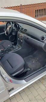 Mazda 3 - 3