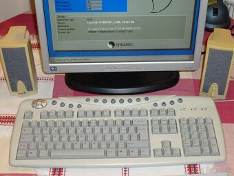 Predám počítať AMD Duron 1.0 GHz s Windows 98 - 3