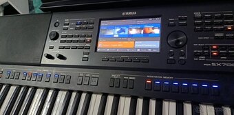 Yamaha SX700 - 3