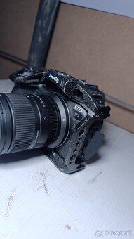 Canon R7 18-150mm a 18-50mm - 3