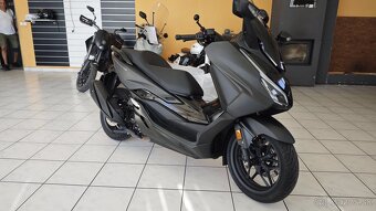 Honda Forza 350 Black - 3