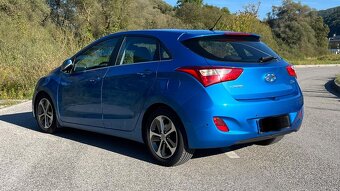 Hyundai i30 1.6 CRDi M6 2.majiteľ, nove v SR - 3