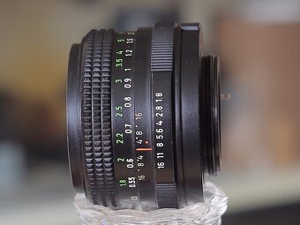 Auto REVUENON 50mm / F 1,8 / M42 (Trioplan bokeh) - 3