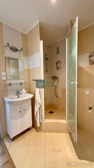 Predaj veľký 2 izbový byt, čiastočná rek., šatník, Chrenová - 3