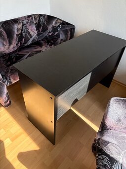Predám malú sedaciu súpravu + stolík - 3