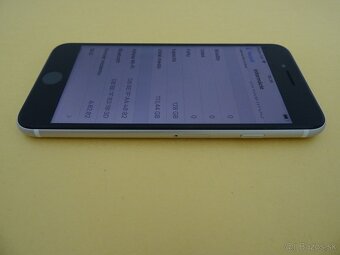 iPhone SE 2020 128GB WHITE - ZÁRUKA 1 ROK - PERFEKTNY STAV - 3