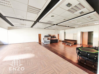 Priestor v polyfunkčnej budove na prenájom 210 m2 - 3