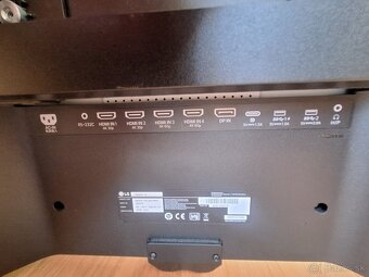 LG 43" Ultra HD 4K Monitor 43UD79-B - 3